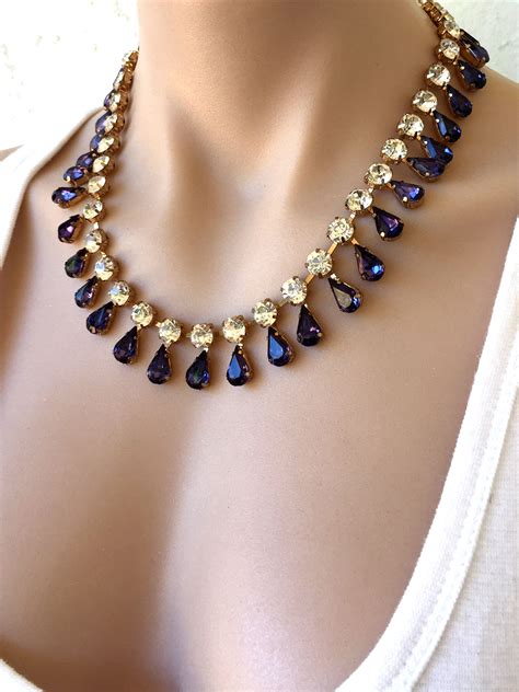 where to buy statement necklaces.